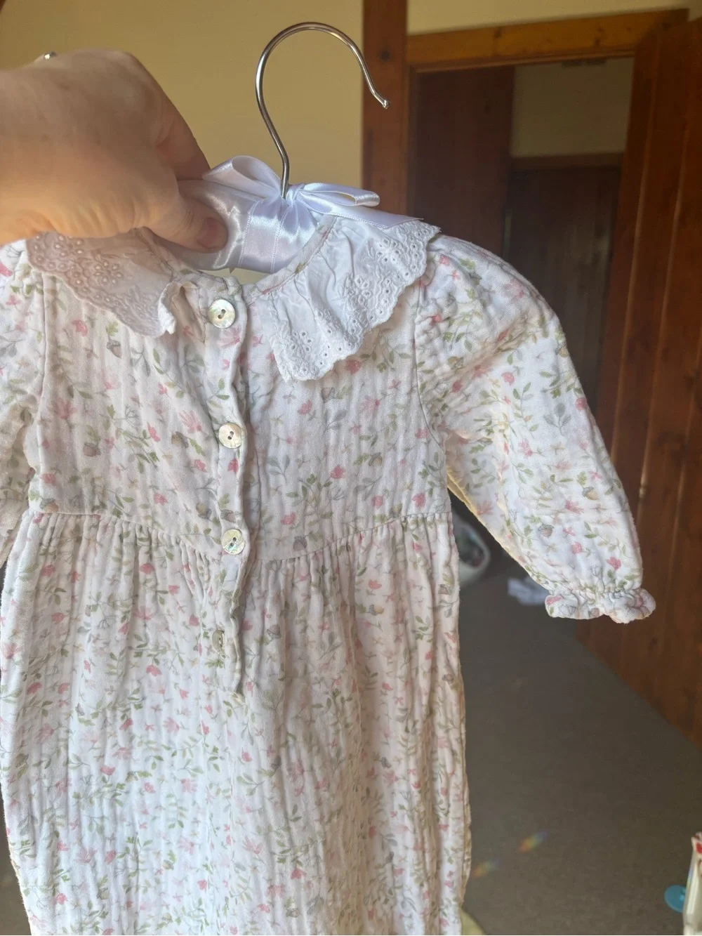 Elegant Baby Floral Jumpsuit 6-9 months